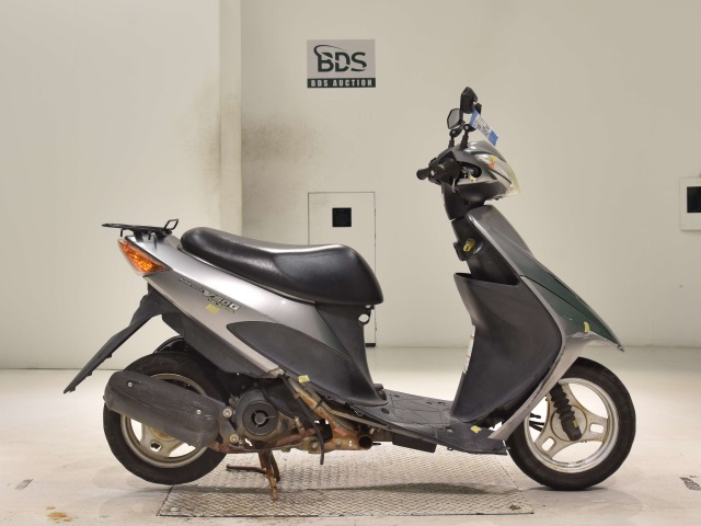 Suzuki ADDRESS V50