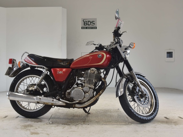 Yamaha SR400 2012