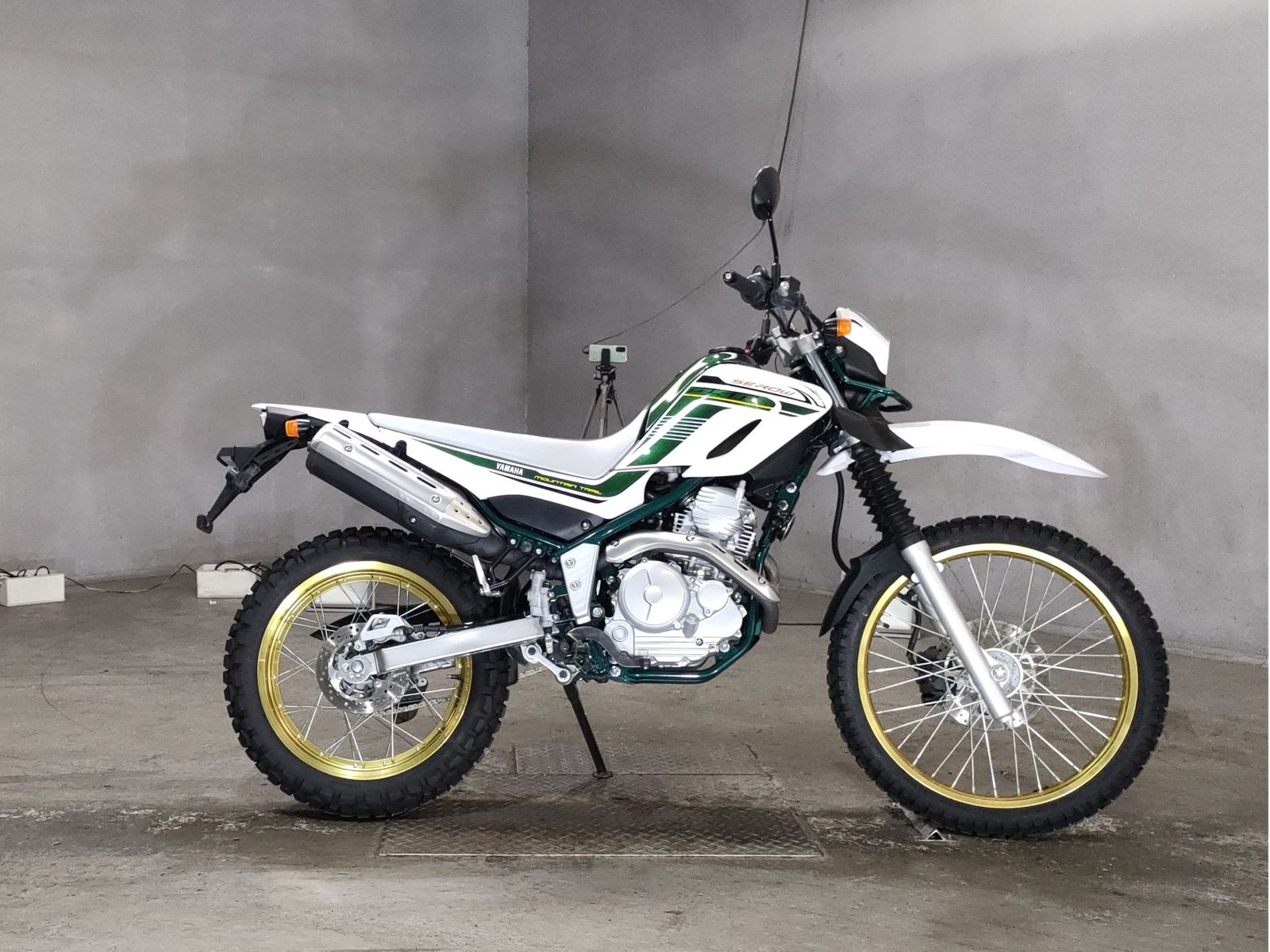 Yamaha SEROW XT250 2020