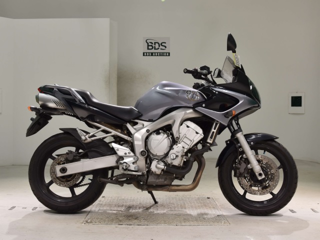 Yamaha FZ6 FAZER 2005