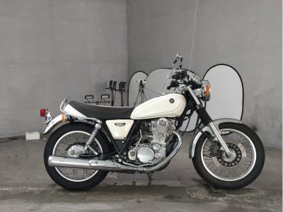 Yamaha SR400 2015