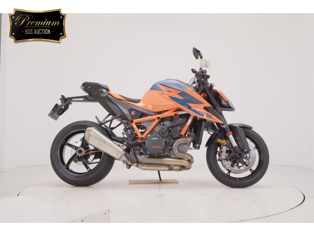 KTM 1290 SUPERDUKE R 2021