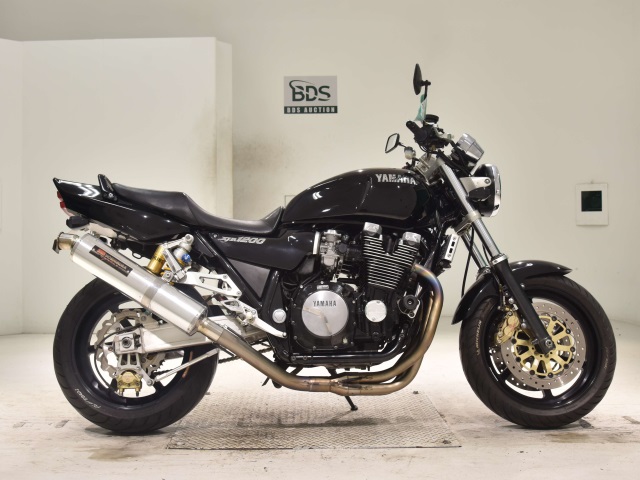 Yamaha XJR1200 1998