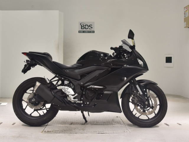 Yamaha YZF-R25A 2021
