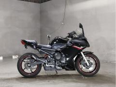 Yamaha FZ6-R 2013