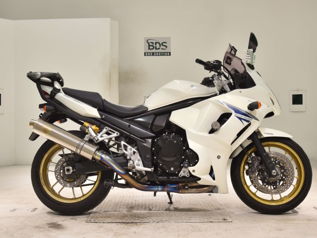 Suzuki BANDIT1250F 2011