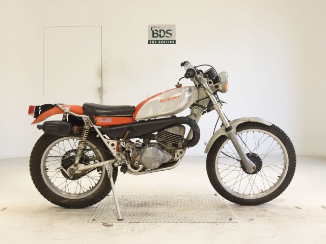 Suzuki RL250