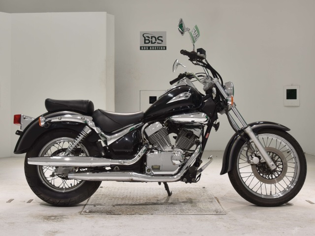 Suzuki INTRUDER 250LC 1999
