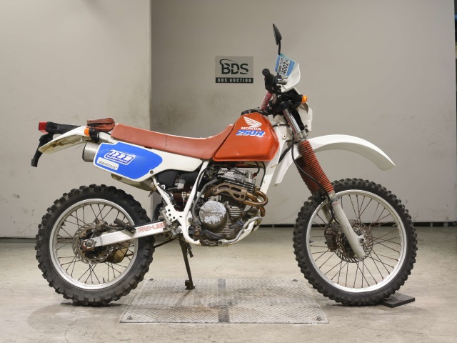 Honda XLR250R 1990
