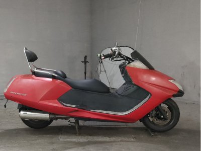 Yamaha MAGZAM 2005