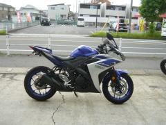 Yamaha YZF-R25 2015