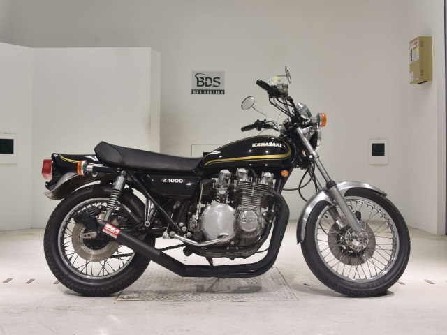 Kawasaki Z1000 2023