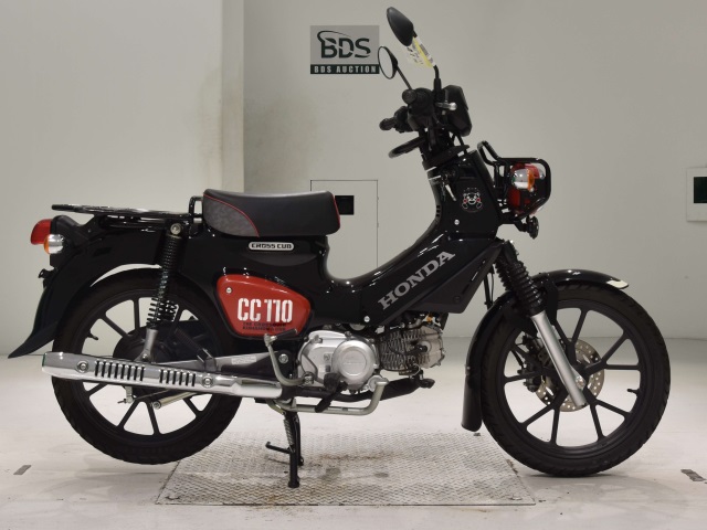 Honda CC110 CROSSCUB 2022