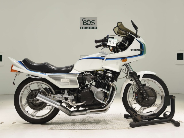 Honda CBX550F INTEGRA 2021