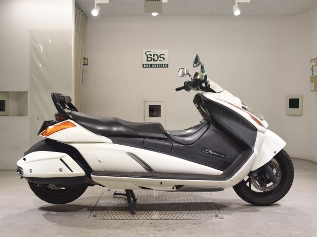 Suzuki GEMMA250