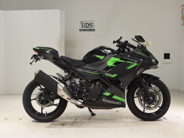 Kawasaki NINJA400 2019