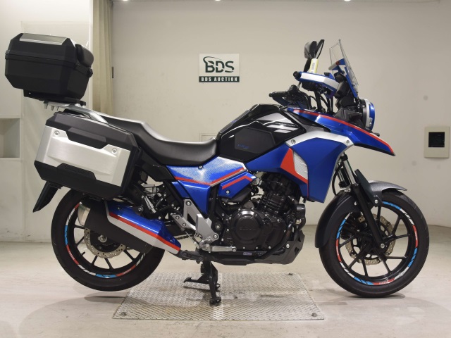 Suzuki V-STROM DL250