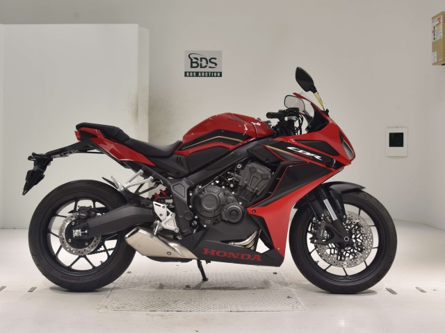 Honda CBR650R 2024