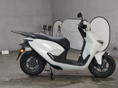 Honda CUV E: 2020