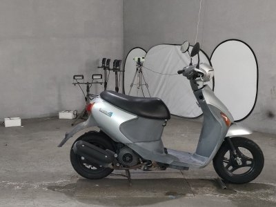 Suzuki LETS4