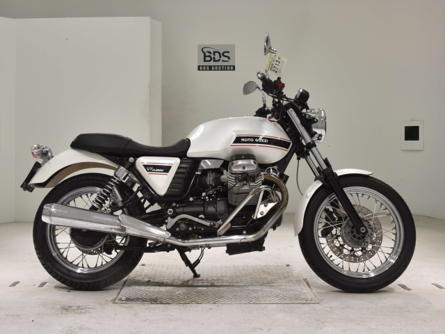 Moto Guzzi V7 CAFE CLASSIC 2011