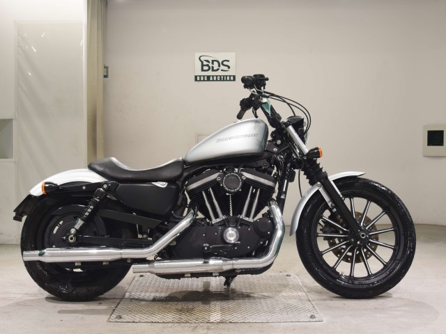 HD SPORTSTER IRON XL883N 2010