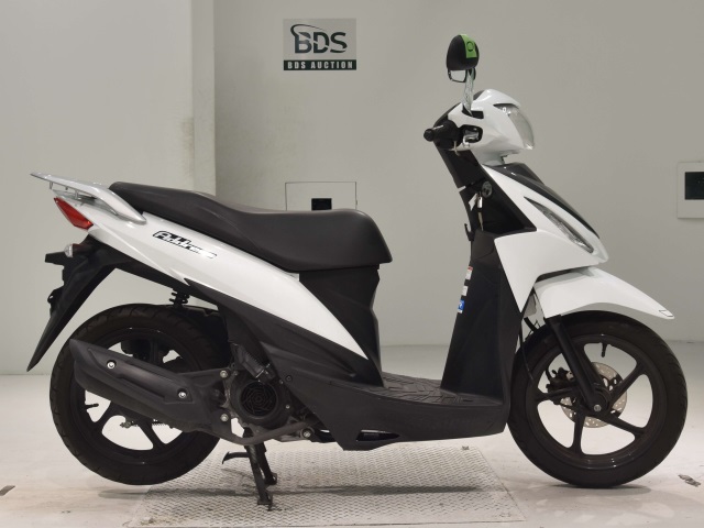 Suzuki ADDRESS V110