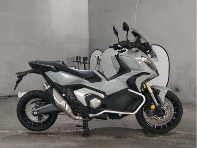 Honda X-ADV750 2023