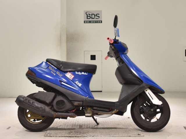 Suzuki ADDRESS V100