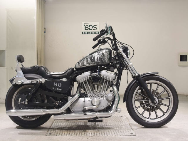 HD SPORTSTER XL883 2004