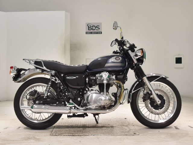 Kawasaki W800 2023