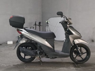 Suzuki ADDRESS V110