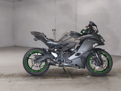 Kawasaki NINJA ZX-25R 2021
