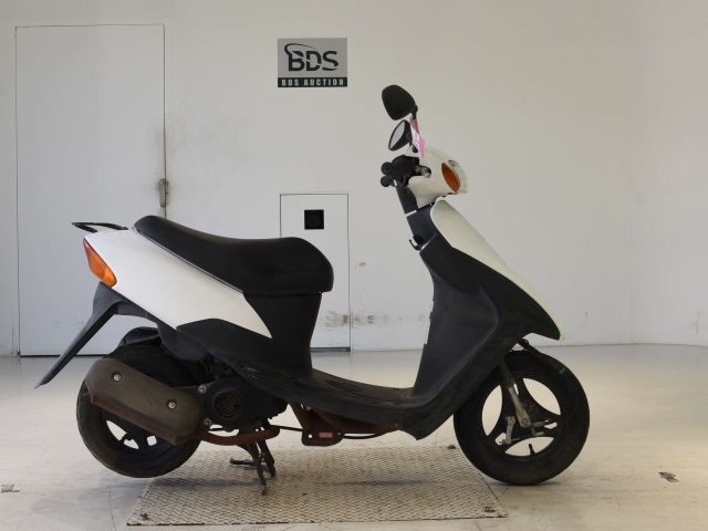 Suzuki LETS2