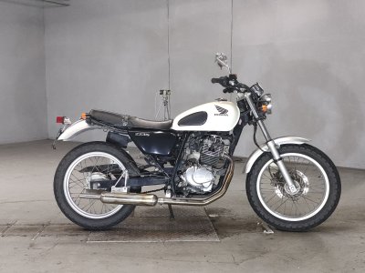 Honda CB223S 2008