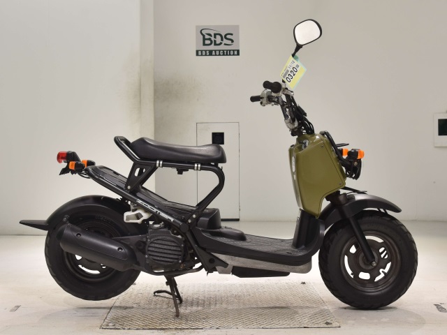 Honda ZOOMER 2009