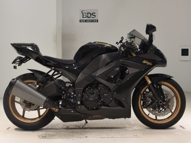 Kawasaki NINJA ZX-10R 2011