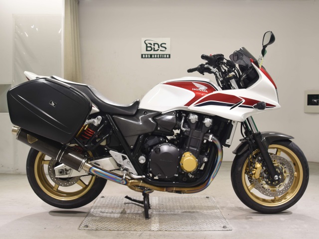 Honda CB1300SF ST 2013