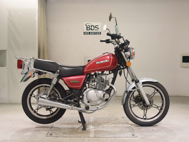 Suzuki GN125H 2015