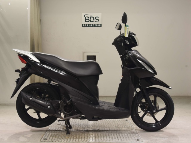 Suzuki ADDRESS V110