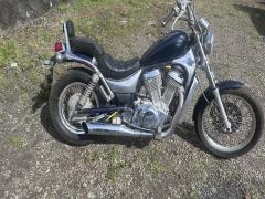 Suzuki INTRUDER 750