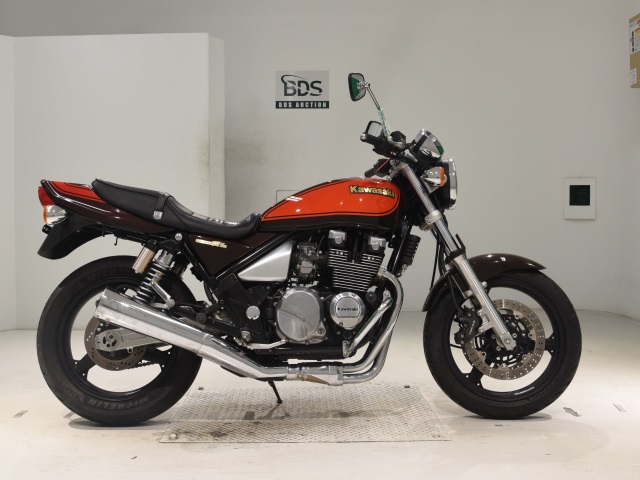 Kawasaki ZEPHYR400 2009