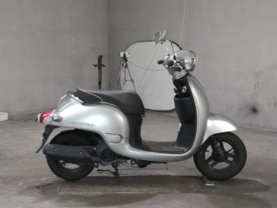 Honda GIORNO 2011