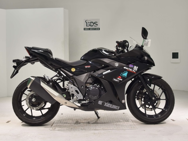Suzuki GSX250R