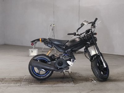 Suzuki STREET MAGIC 50