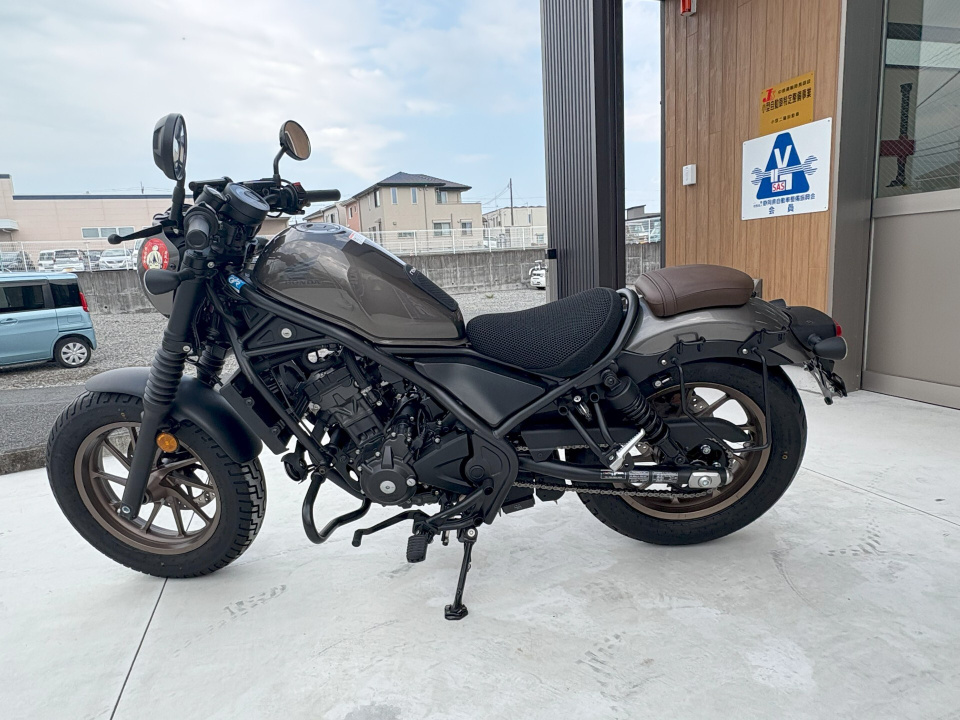 Honda REBEL S CMX250 2023