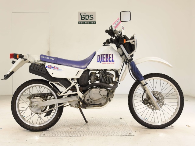 Suzuki DJEBEL125