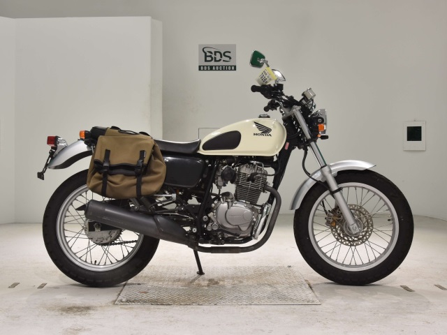 Honda CB223S 2008