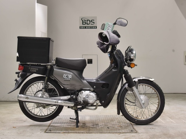 Honda CC110 CROSSCUB 2016