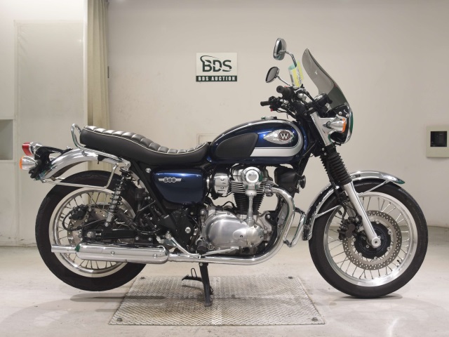 Kawasaki W800 2021